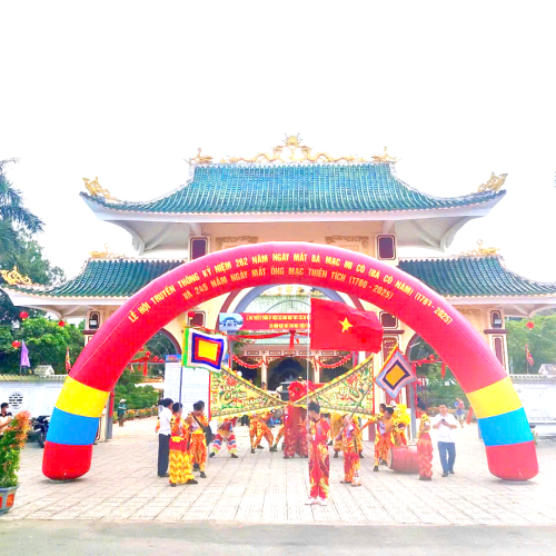 Khai Mạc Lễ Hội Truyền Thống Kỷ Niệm 262 Năm Ngày Mất Bà Mạc Mi Cô Và 245 Năm Ngày Mất Ông Mạc Thiên Tích